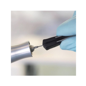 Forceps to effortlessly remove burs from the handpiece - Ruck