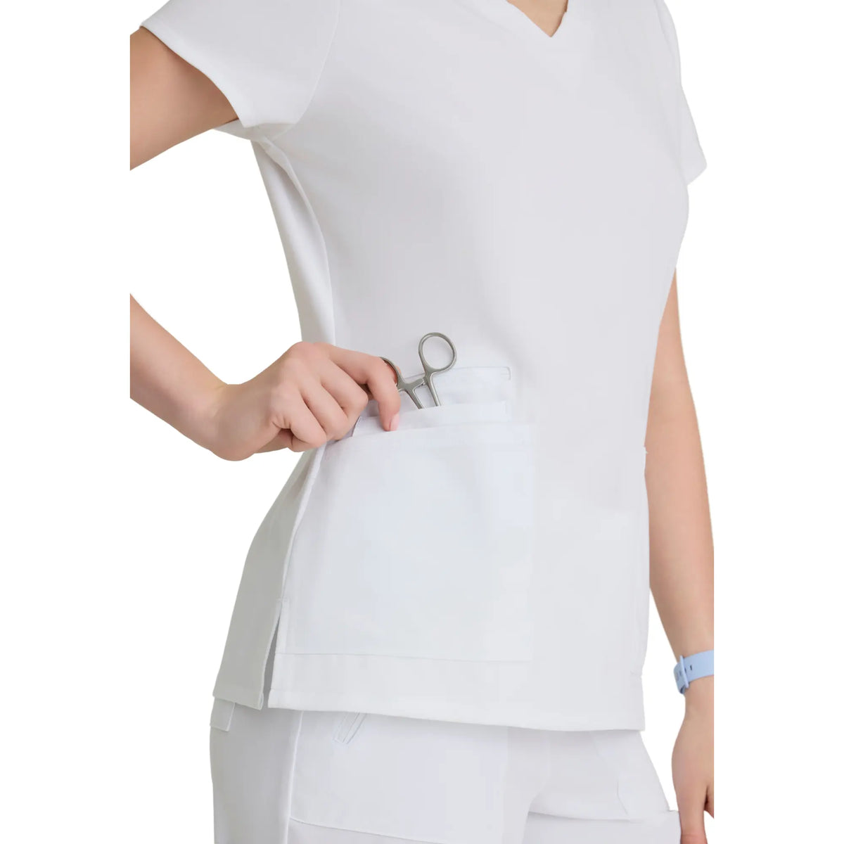 Aria - V-neck tunic - Women - Barco Unify BARCO 