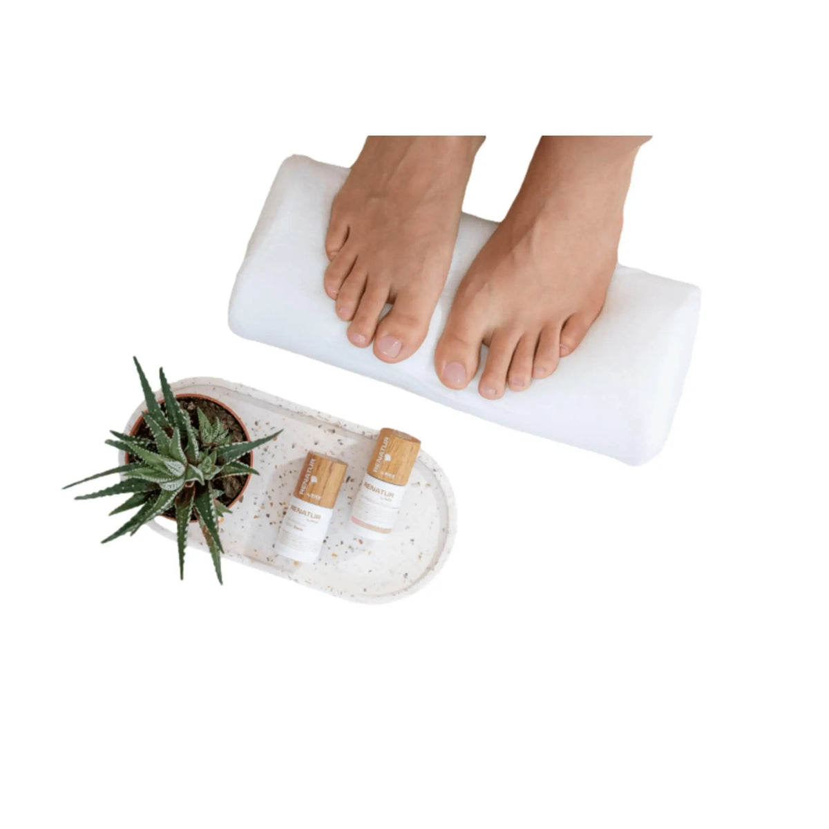 Base for RENATUR UV pedicure polish - 10 ml - Ruck 