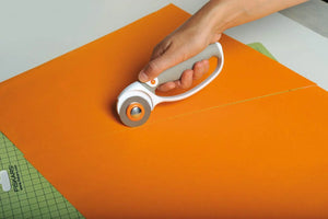 Rotary Cutter - Comfortable handle - ø 45 mm - Fiskars - My Podologie