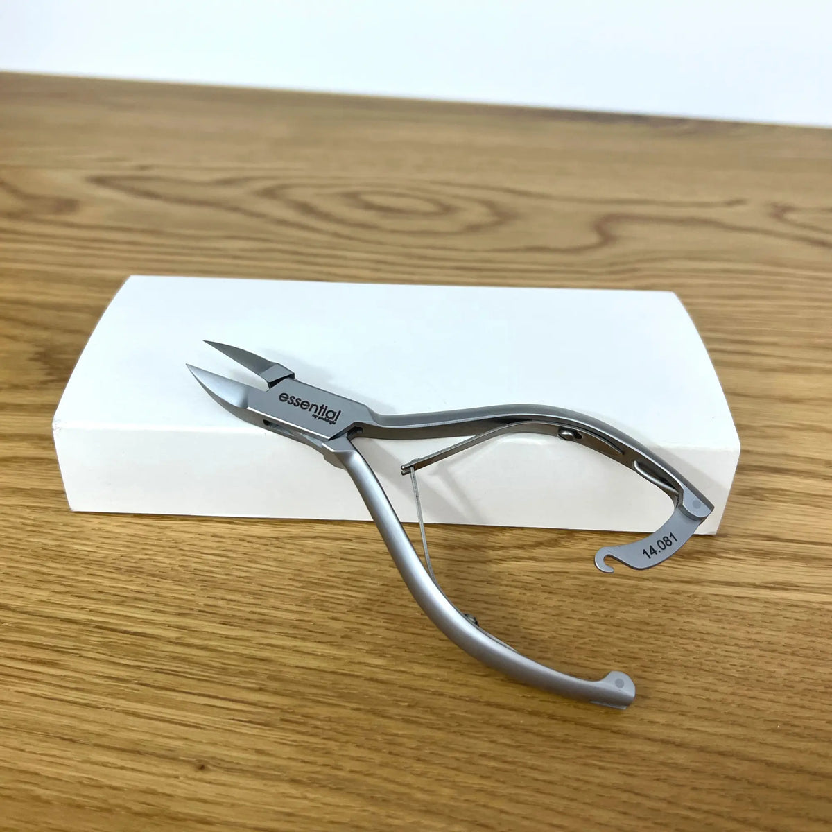Nail pliers - Straight cut - Tapered jaws - 13.5 cm - Stainless steel - Straight nose - Essential by My Podologie